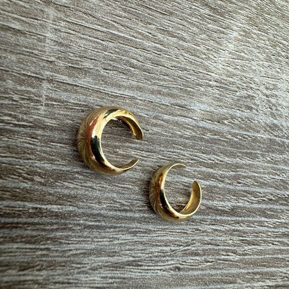 Ear cuff A1040 - Picture 2 of 2